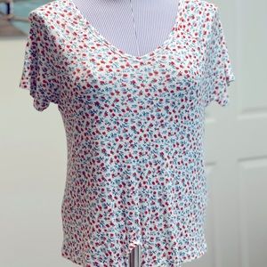 NWOT Hippie Rose Flowered Top